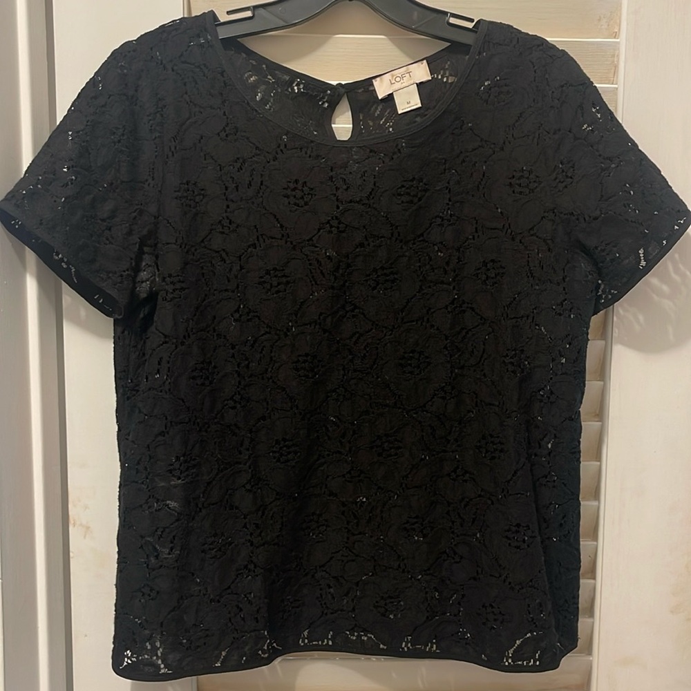 Short Sleeve Black Floral Crochet Top
